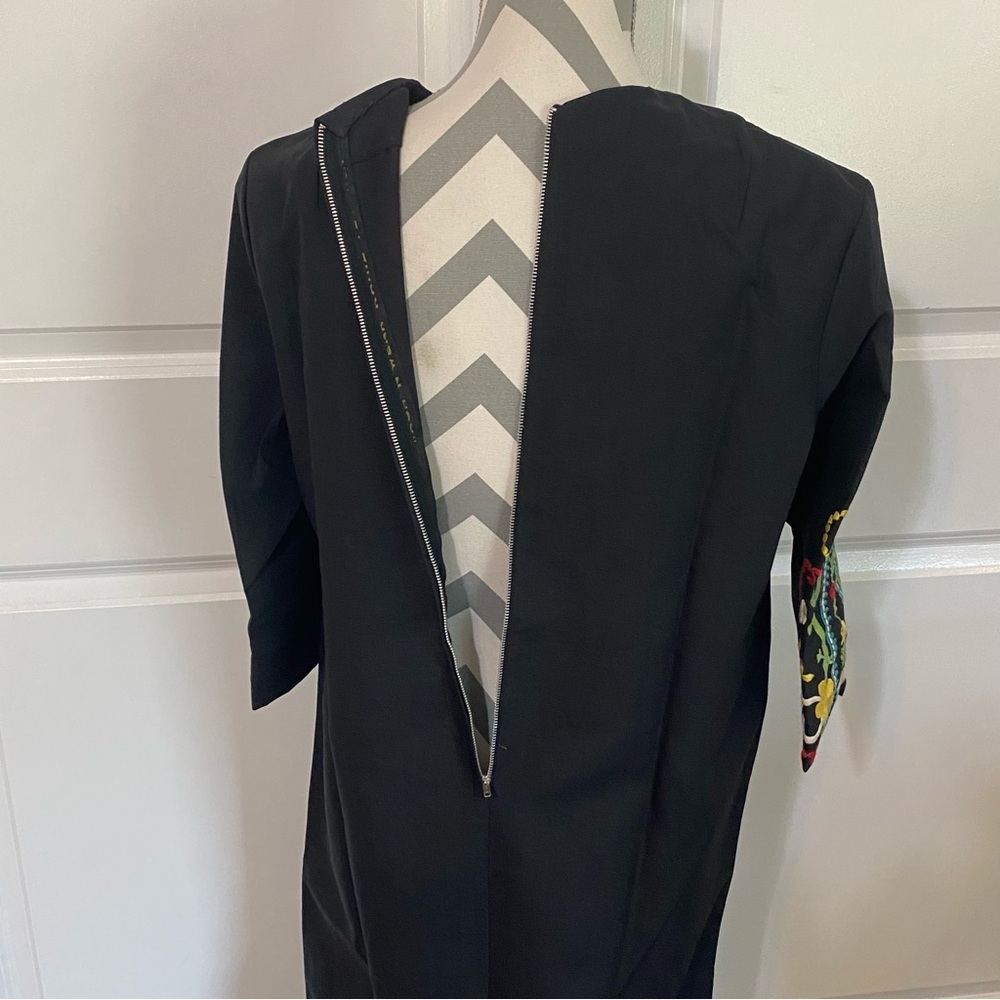Wash-N-Wet Vintage Embroidered Dress - Picture 6 of 9